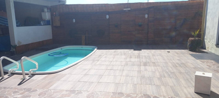 Imagem Casa com 3 Quartos à Venda, 150 m² em Forquilhinha - São José Imagem Casa com 3 Quartos à Venda, 150 m² em Forquilhinha - São José