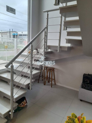 Imagem Sobrado com 3 Quartos à Venda, 155 m² em Laranjal - Pelotas Imagem Sobrado com 3 Quartos à Venda, 155 m² em Laranjal - Pelotas