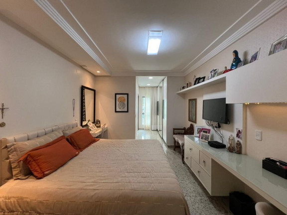 Imagem Sobrado com 4 Quartos à Venda, 473 m² em Loteamento Portal Do Sol I - Goiânia