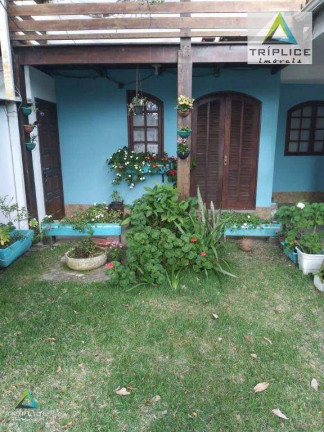 Imagem Casa com 9 Quartos à Venda, 300 m² em Costazul - Rio Das Ostras