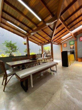 Sobrado com 4 Quartos à Venda, 220 m² em Olímpico - São Caetano Do Sul