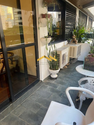 Imagem Apartamento com 4 Quartos à Venda, 155 m² em Moema - São Paulo Imagem Apartamento com 4 Quartos à Venda, 155 m² em Moema - São Paulo