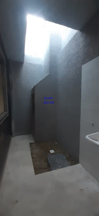 Imagem Casa com 2 Quartos à Venda, 45 m² em Tatuquara - Curitiba Imagem Casa com 2 Quartos à Venda, 45 m² em Tatuquara - Curitiba