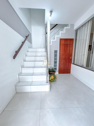 Imagem Casa com 4 Quartos à Venda, 242 m² em Barcelona - Serra