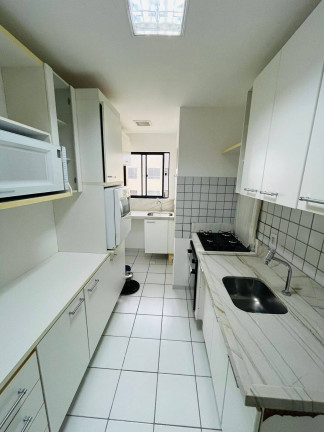 Imagem Apartamento com 2 Quartos para Alugar, 52 m² em Candelária - Natal