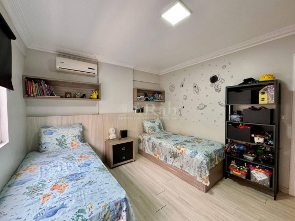 Imagem Apartamento com 3 Quartos à Venda, 170 m² em Centro - Balneário Camboriú Imagem Apartamento com 3 Quartos à Venda, 170 m² em Centro - Balneário Camboriú