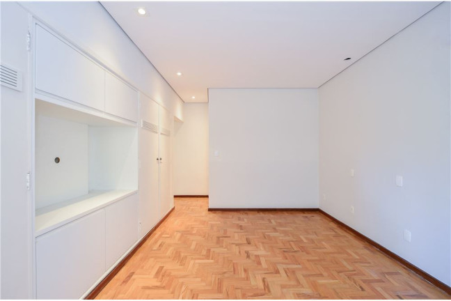 Foto do imóvel Apartamento com 3 Quartos à Venda, 188 m² em Cerqueira César - São Paulo
