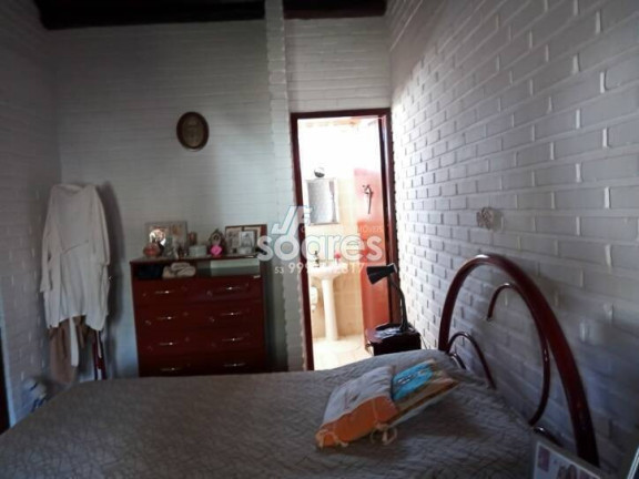 Imagem Casa com 4 Quartos à Venda, 337 m² em Laranjal - Pelotas Imagem Casa com 4 Quartos à Venda, 337 m² em Laranjal - Pelotas