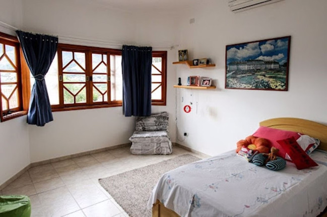 Imagem Casa com 3 Quartos à Venda ou Locação, 401 m² em Vila Petrópolis - Atibaia Imagem Casa com 3 Quartos à Venda ou Locação, 401 m² em Vila Petrópolis - Atibaia