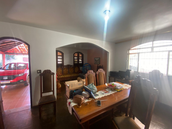 Imagem Casa com 3 Quartos à Venda, 186 m² em Augusta Mota - Montes Claros Imagem Casa com 3 Quartos à Venda, 186 m² em Augusta Mota - Montes Claros
