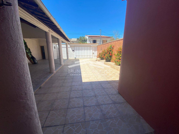 Casa com 6 Quartos à Venda, 260 m² em Porto Seguro