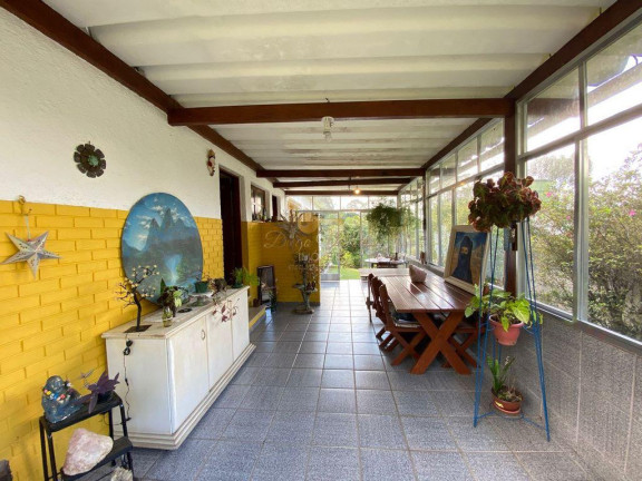 Imagem Casa com 3 Quartos à Venda, 139 m² em Granja Guarani - Teresópolis