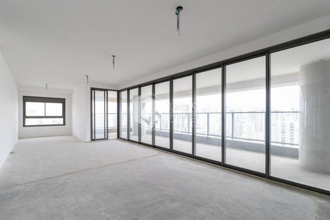 Apartamento com 3 Quartos à Venda, 211 m² em Campo Belo - São Paulo