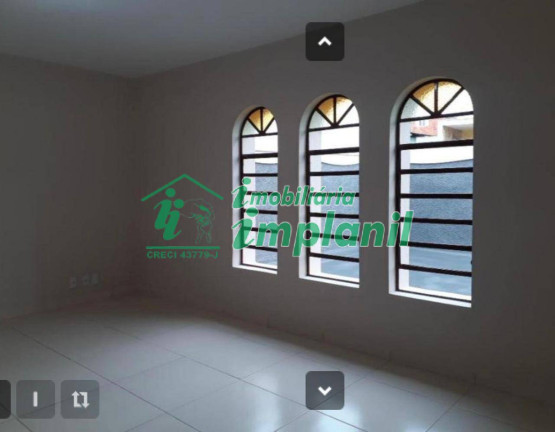 Casa com 3 Quartos para Alugar, 695 m² em Vila Santa Terezinha - Várzea Paulista