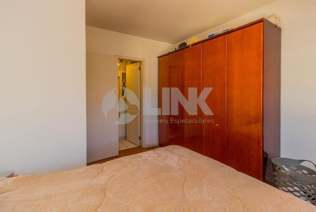 Imagem Apartamento com 3 Quartos à Venda, 83 m² em Mont Serrat - Porto Alegre Imagem Apartamento com 3 Quartos à Venda, 83 m² em Mont Serrat - Porto Alegre