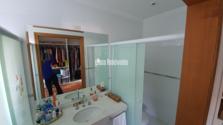 Imagem Casa com 4 Quartos à Venda, 490 m² em Jardim Prudência - São Paulo