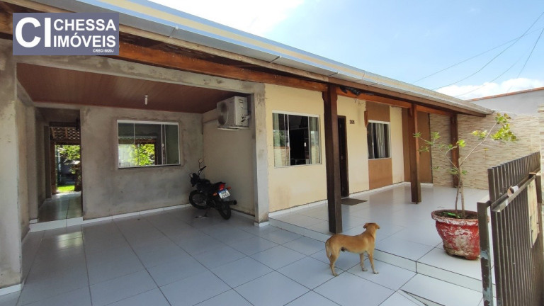 Imagem Casa com 2 Quartos à Venda, 200 m² em Espinheiros - Itajaí