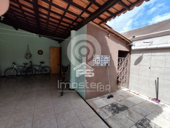 Imagem Casa com 4 Quartos à Venda, 160 m² em Timbó - Maracanaú