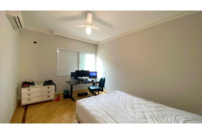 Imagem Casa com 5 Quartos à Venda, em Tamboré - Santana De Parnaíba Imagem Casa com 5 Quartos à Venda, em Tamboré - Santana De Parnaíba
