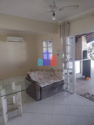 Imagem Casa com 2 Quartos à Venda, 161 m² em Jardim Samambaia - Praia Grande