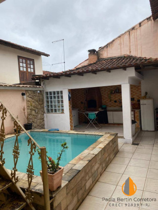 Imagem Casa com 3 Quartos à Venda, 193 m² em Vila Três - São Gonçalo Imagem Casa com 3 Quartos à Venda, 193 m² em Vila Três - São Gonçalo