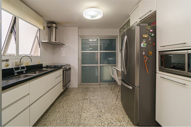 Imagem Imóvel com 3 Quartos à Venda, em Cerqueira César - São Paulo Imagem Imóvel com 3 Quartos à Venda, em Cerqueira César - São Paulo