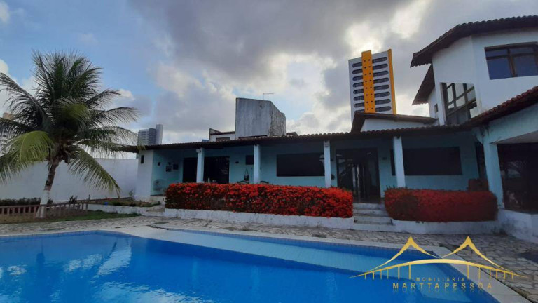 Foto do imóvel Casa com 4 Quartos à Venda, 600 m² em Candelária - Natal