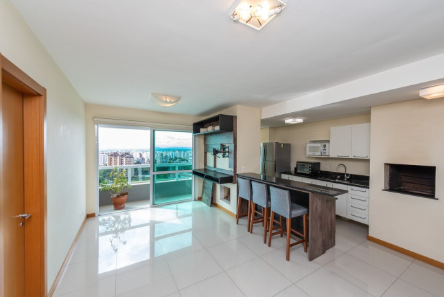 Apartamento com 1 Quarto à Venda, 57 m² em Três Figueiras - Porto Alegre