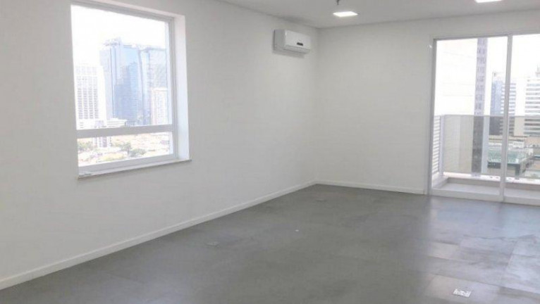 Imagem Sala Comercial à Venda, em Vila Gertrudes - São Paulo Imagem Sala Comercial à Venda, em Vila Gertrudes - São Paulo