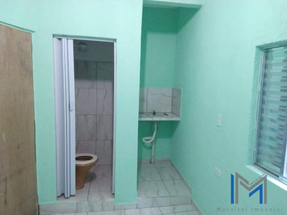 Imagem Casa com 7 Quartos à Venda, em Vila Lisboa - Carapicuíba Imagem Casa com 7 Quartos à Venda, em Vila Lisboa - Carapicuíba