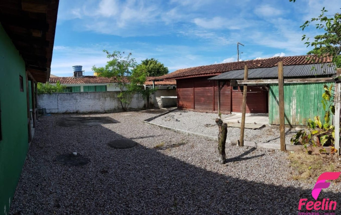 Imagem Casa com 3 Quartos à Venda, 99 m² em Campeche - Florianópolis