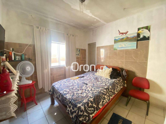 Imagem Casa com 4 Quartos à Venda, 287 m² em Parque Das Flores - Goiânia