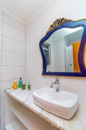 Imagem Imóvel com 3 Quartos à Venda, em Petrópolis - Porto Alegre Imagem Imóvel com 3 Quartos à Venda, em Petrópolis - Porto Alegre