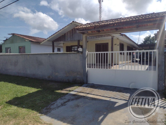 Imagem Casa com 2 Quartos à Venda, 375 m² em Piçarras - Guaratuba