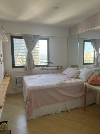 Imagem Apartamento com 2 Quartos à Venda, 65 m² em Barra Da Tijuca - Rio De Janeiro