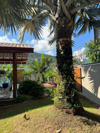 Imagem Casa com 4 Quartos à Venda, 720 m² em Jardim Samambaia - Ubatuba Imagem Casa com 4 Quartos à Venda, 720 m² em Jardim Samambaia - Ubatuba
