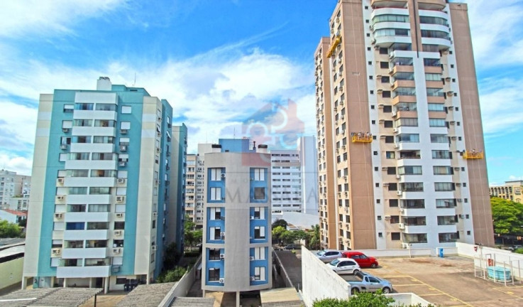 Imagem Sala Comercial à Venda, 40 m² em Menino Deus - Porto Alegre Imagem Sala Comercial à Venda, 40 m² em Menino Deus - Porto Alegre