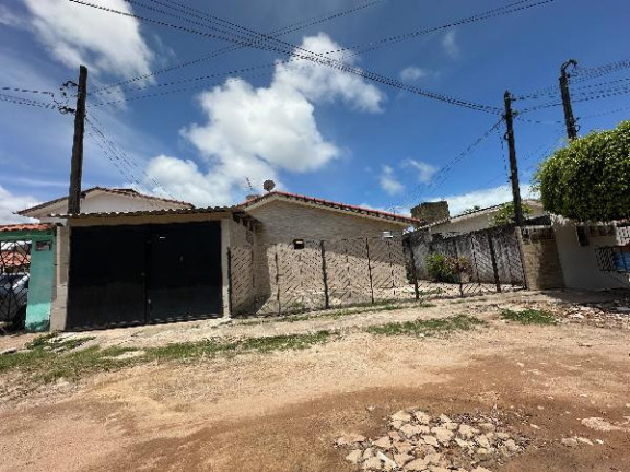 Casa com 3 Quartos à Venda, 360 m² em Pau Amarelo - Paulista