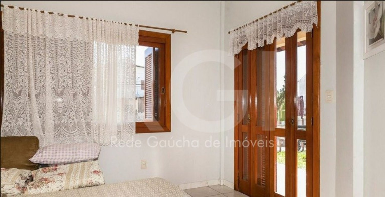 Imagem Casa com 4 Quartos à Venda, 492 m² em Vila João Pessoa - Porto Alegre Imagem Casa com 4 Quartos à Venda, 492 m² em Vila João Pessoa - Porto Alegre