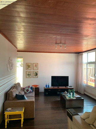 Imagem Casa com 4 Quartos à Venda, 350 m² em Pituba - Salvador Imagem Casa com 4 Quartos à Venda, 350 m² em Pituba - Salvador