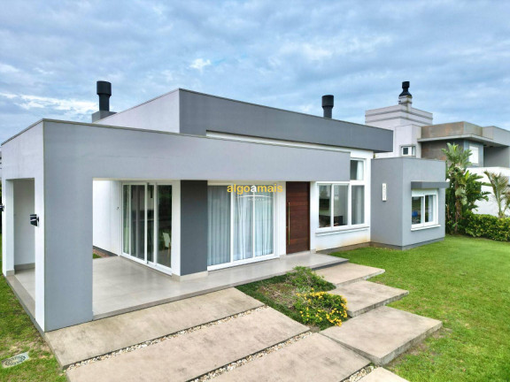 Casa com 4 Quartos à Venda, 206 m² em Condominio Lagoa Do Passo - Osório