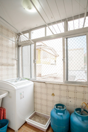 Imagem Imóvel com 2 Quartos à Venda, 74 m² em Menino Deus - Porto Alegre Imagem Imóvel com 2 Quartos à Venda, 74 m² em Menino Deus - Porto Alegre