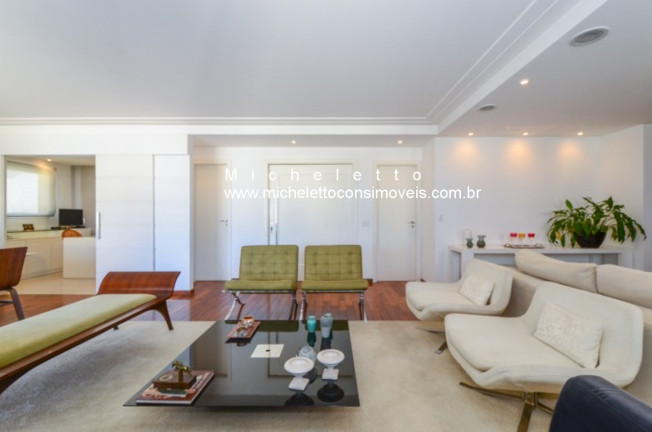 Imagem Apartamento com 3 Quartos à Venda, 202 m² em Indianópolis - São Paulo Imagem Apartamento com 3 Quartos à Venda, 202 m² em Indianópolis - São Paulo