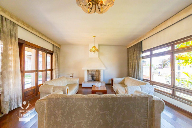 Imagem Casa com 4 Quartos à Venda, 377 m² em Capão Da Imbuia - Curitiba