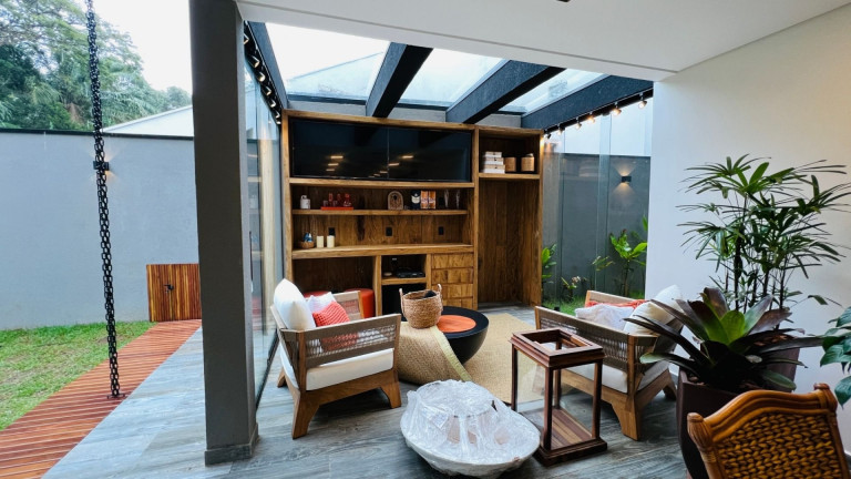 Imagem Imóvel com 4 Quartos à Venda,  em Riviera - Bertioga