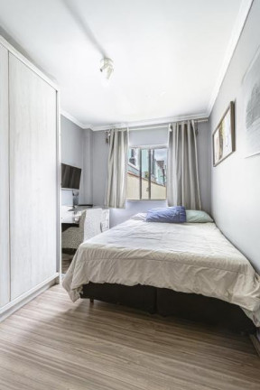 Imagem Sobrado com 2 Quartos à Venda, 114 m² em Santa Cândida - Curitiba