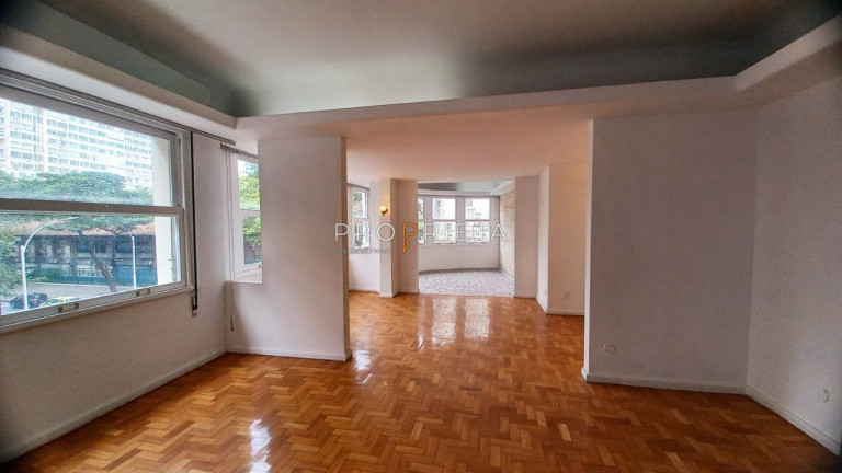 Imagem Apartamento com 3 Quartos à Venda, 187 m² em Copacabana - Rio De Janeiro Imagem Apartamento com 3 Quartos à Venda, 187 m² em Copacabana - Rio De Janeiro