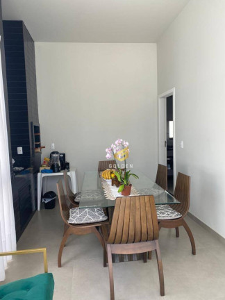 Imagem Casa com 3 Quartos à Venda, 135 m² em Centro - Tijucas Imagem Casa com 3 Quartos à Venda, 135 m² em Centro - Tijucas