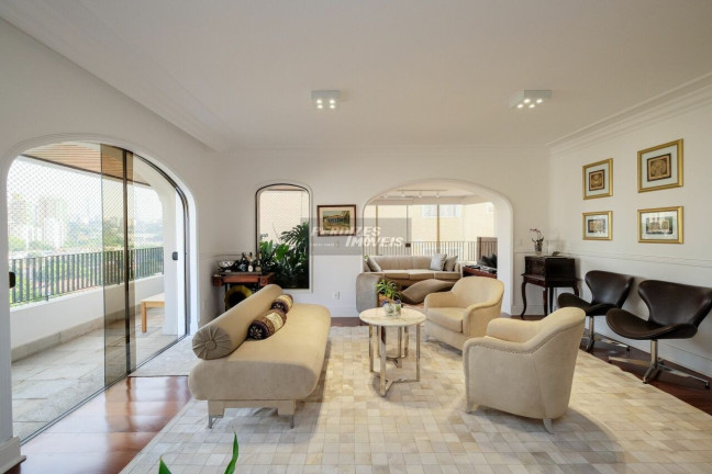 Imagem Apartamento com 4 Quartos à Venda, 268 m² em Pacaembu - São Paulo