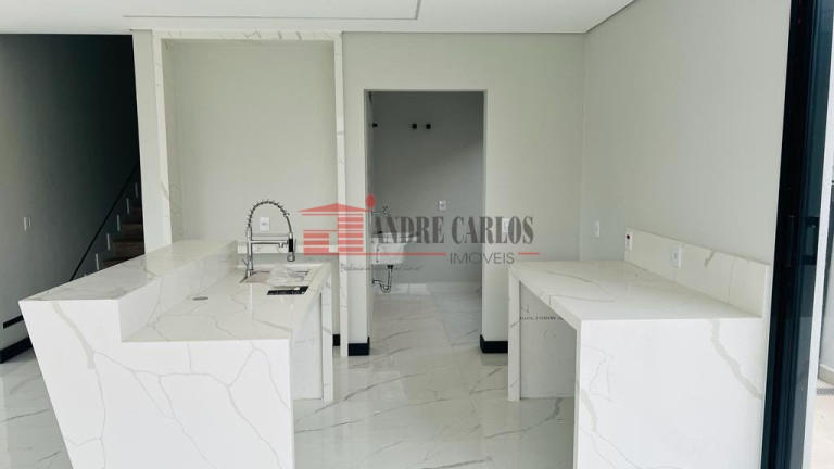 Imagem Casa de Condomínio com 4 Quartos à Venda, 272 m² em Parque Dom Henrique - Cotia Imagem Casa de Condomínio com 4 Quartos à Venda, 272 m² em Parque Dom Henrique - Cotia